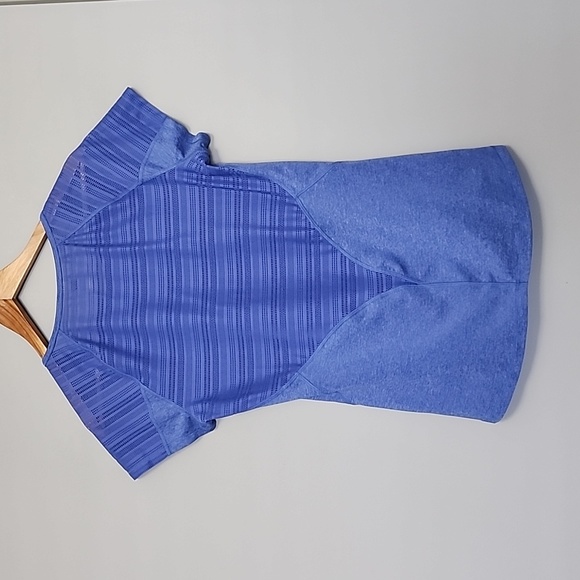 Roxy Active Shirt size Large - Picture 3 of 8